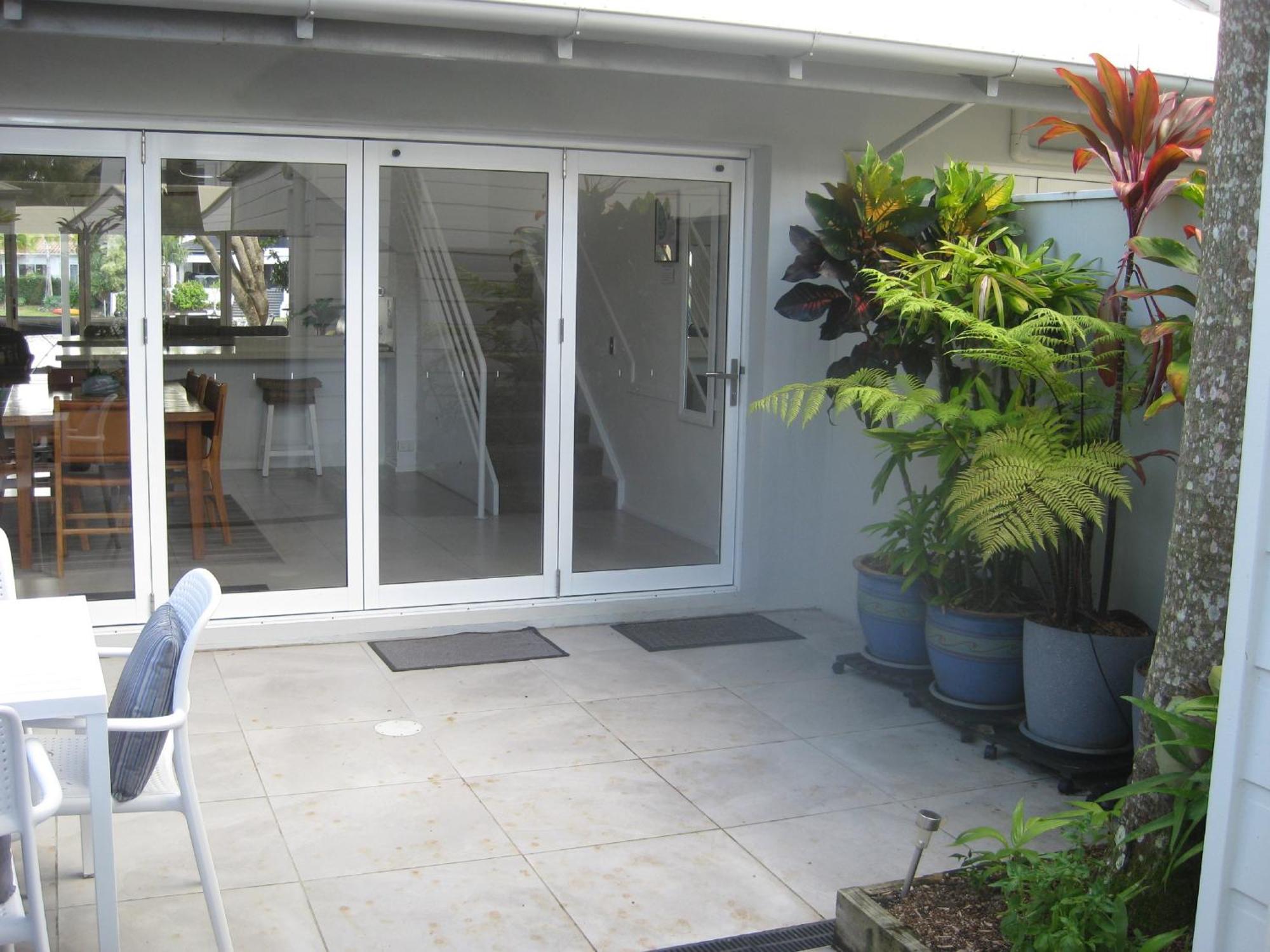 Noosa Entrance Waterfront Resort Noosaville Εξωτερικό φωτογραφία